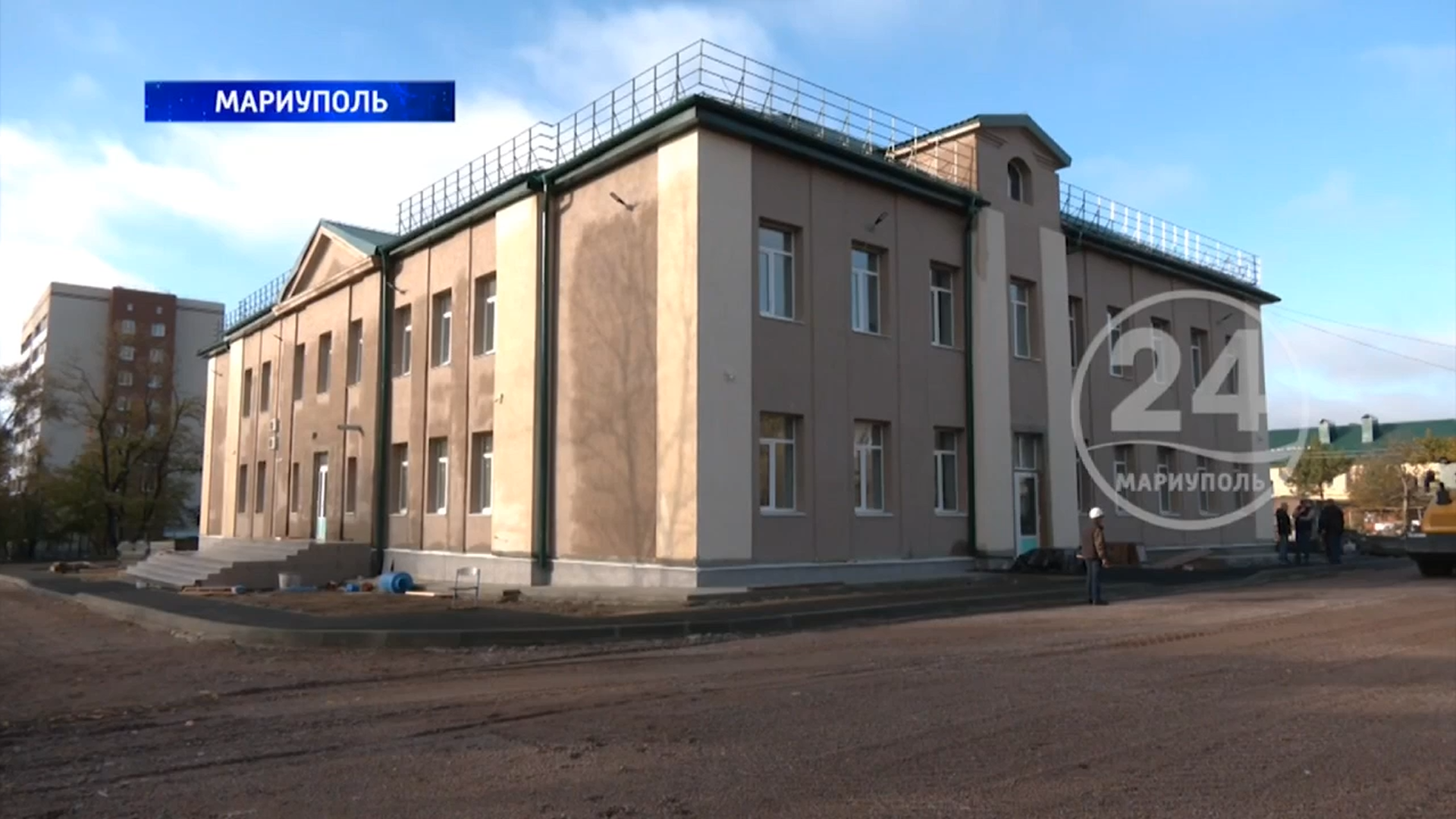 Зеленый щит Донбасса: в Луганске открыли новый соццентр, а в Амвросиевке высадили 65 тысяч деревьев, дайджест за 1 ноября