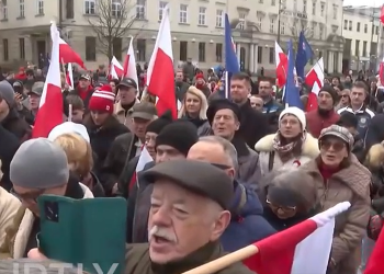 «Это не наша война!»: в Польше требуют прекратить поддержку Украины