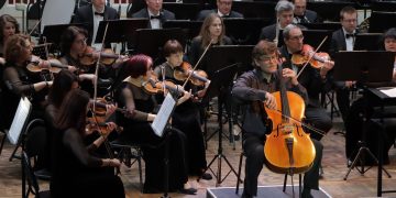 «Мы родом из Донбасса»: донецкие артисты с триумфом выступили в Калининграде