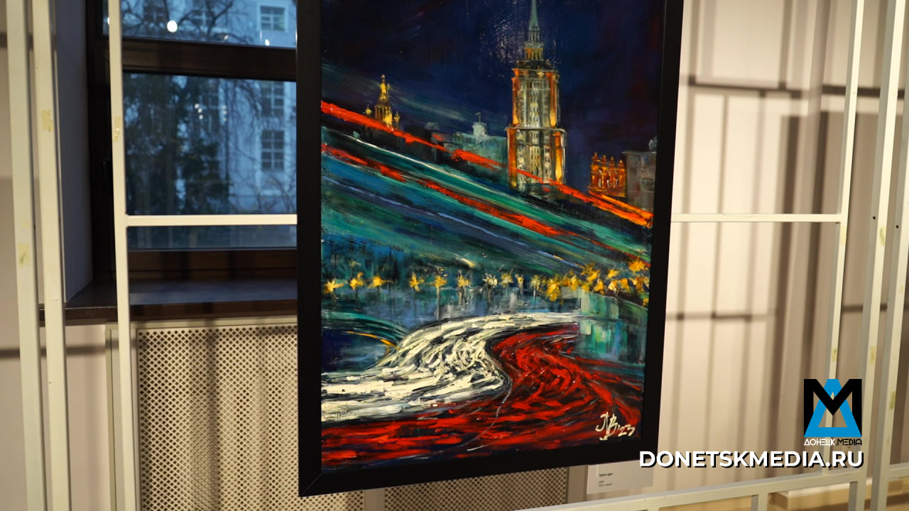 Отражение времени: Наталья Бочкарёва привезла в Луганск письмо красками о войне