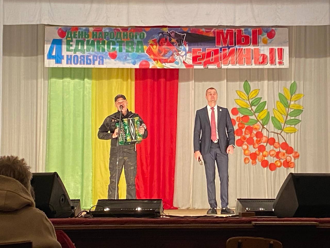 Подвиги героев, культурные события и развитие территорий: дайджест за 2 ноября