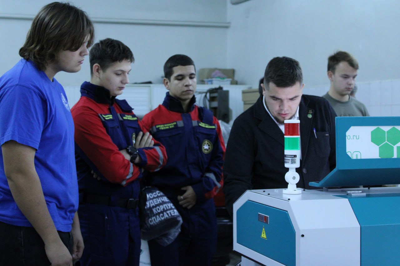 Подвиги героев, культурные события и развитие территорий: дайджест за 2 ноября