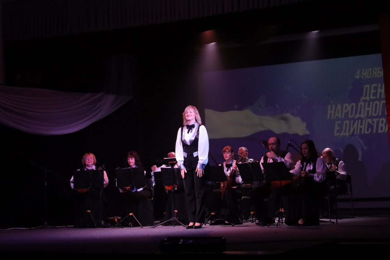 От ликвидации последствий пожаров до патриотических концертов и помощи школьников: дайджест за 6 ноября