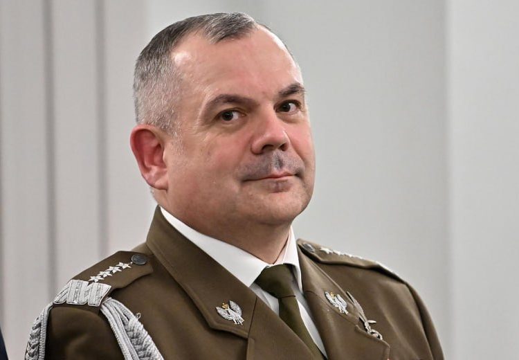 Истерика польского генерала: "На Польшу готовится нападение" Истерика польского генерала: «На Польшу готовится нападение»