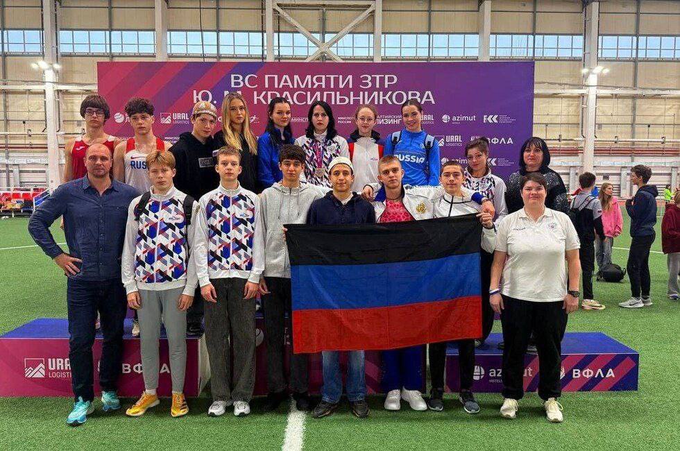 Благоустройство Мариуполя, медали дончан в Казани: дайджест новостей за 23 ноября