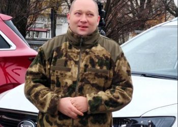 От окопов Авдеевки – к мечте о Байкале: Ветеран Донбасса Константин Котляревский получил спецавтомобиль после ранения под Авдеевкой