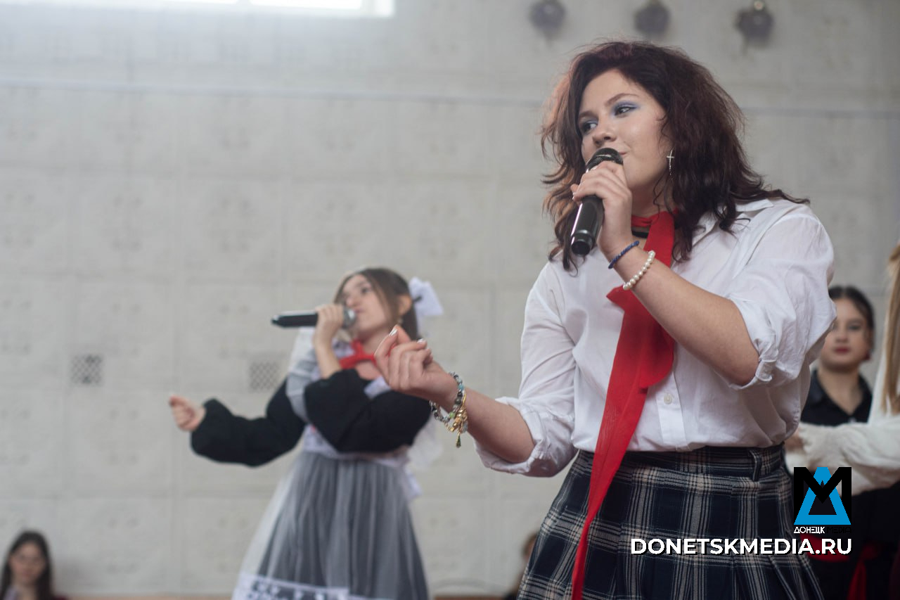 Место, где тебя любят: Школа, пережившая две войны