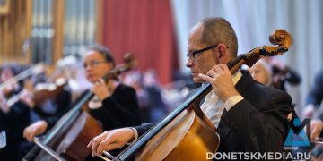 Стремление к свету: в Луганской филармонии завершился фестиваль «Светозвоны» Стремление к свету: в Луганской филармонии завершился фестиваль «Светозвоны»