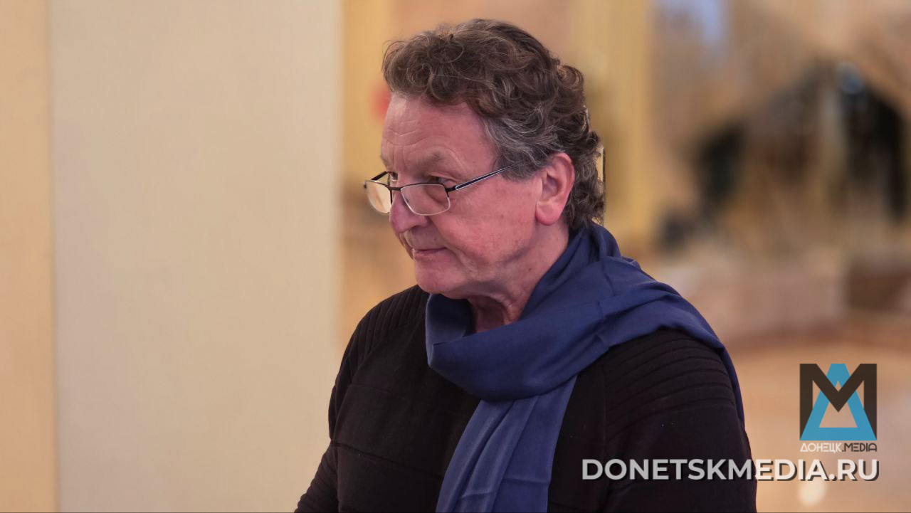 Стремление к свету: в Луганской филармонии завершился фестиваль «Светозвоны»