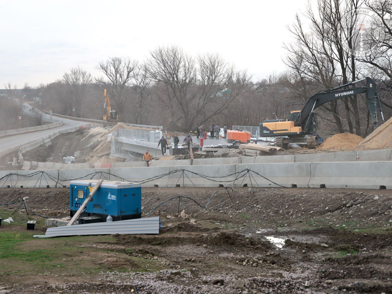 Автопоезд «Россия – Моя история» в Макеевке и строительный прогресс в ДНР: дайджест за 25 ноября