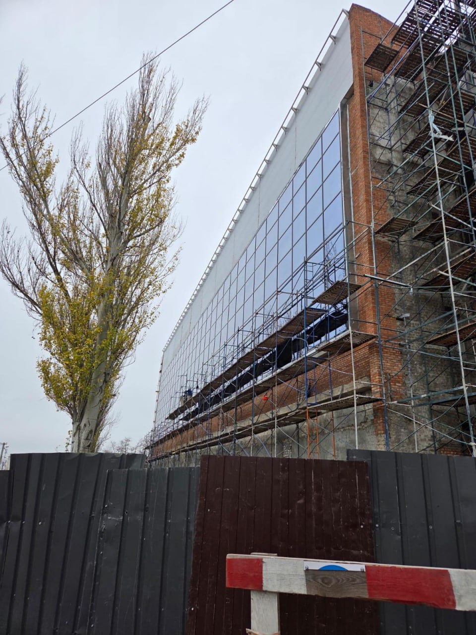 Автопоезд «Россия – Моя история» в Макеевке и строительный прогресс в ДНР: дайджест за 25 ноября