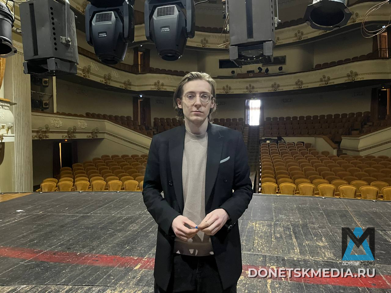 Создание спектакля «Трактирщица» в Донецке: от эскизов до премьеры