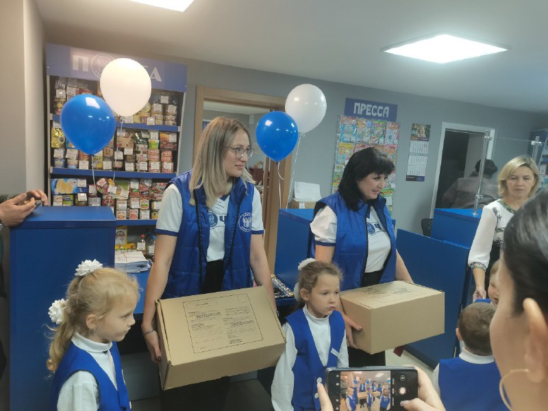 Как Донбасс встретил ноябрь: Фестиваль единства в Донецке и звезда Героя в Старобешево, дайджест за 5 ноября