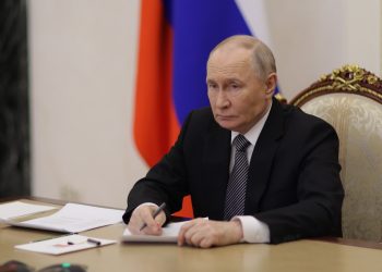 «Видимо, недостаточно»: Путин озвучил новый курс демографической политики. «Видимо, недостаточно»: Путин озвучил новый курс демографической политики.