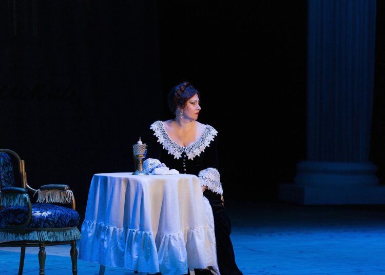 «По любви»: Искреннее интервью с ведущей солисткой Донбасс Оперы Светланой Малеевой