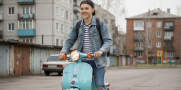 В ДНР подросткам до 18 лет запретят покупать бензин, чтобы снизить число аварий В ДНР подросткам до 18 лет запретят покупать бензин, чтобы снизить число аварий