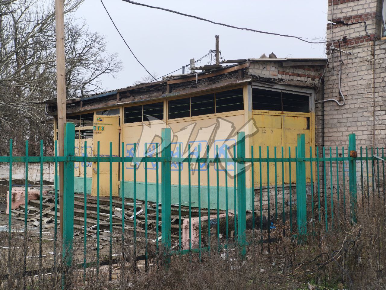 Появились кадры последствия обстрела завода им. Кирова в Горловке Появились кадры последствия обстрела завода им. Кирова в Горловке