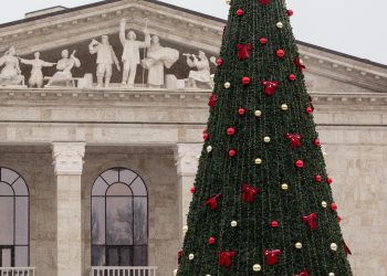 Сегодня в Мариуполе был торжественно открыт Мариупольский русский драматический театр