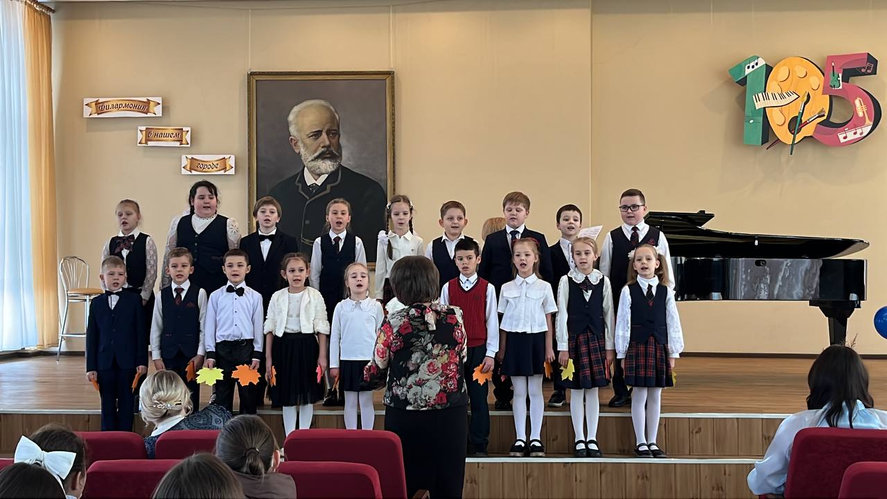 От ремонта школ до фестивалей и волонтёрства: чем запомнился день в городах Донбасса. Дайджест новостей за 3 декабря