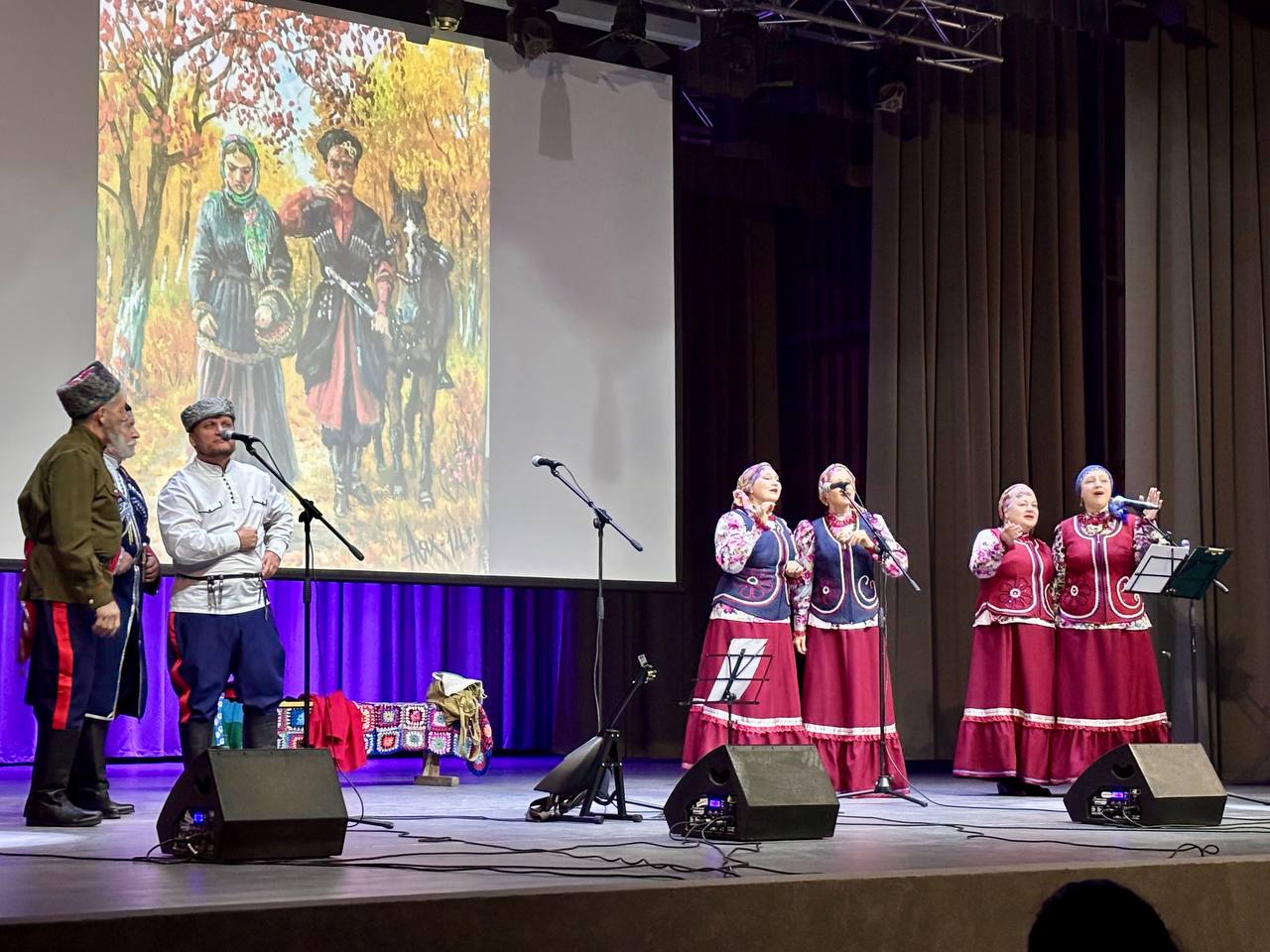 Горловка – победитель Премии #МЫВМЕСТЕ, а легендарный Ансамбль Александрова дал концерт в Донецке. Дайджест новостей за 7 декабря