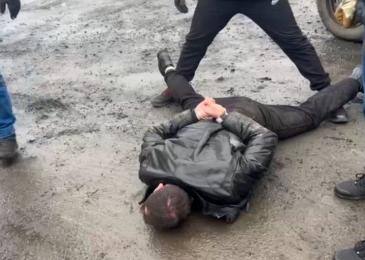 Взятка в 2 млн рублей: В ДНР задержали первого замглавы Снежного