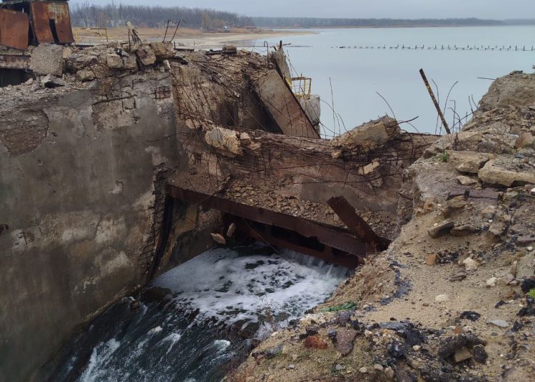 В ДНР восстановят Кураховскую дамбу, уничтоженную киевскими нацистами В ДНР восстановят Кураховскую дамбу, уничтоженную киевскими нацистами