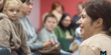 Театр вместо терапии: «Точка опоры» представила уникальный способ помощи семьям участников СВО