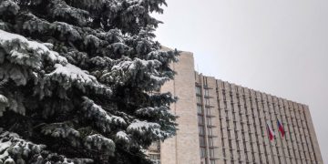 Новогодние спектакли в Донецком РАМТ и приятный сюрприз для взрослых из Снежного. Дайджест новостей за 30 декабря