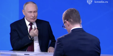 «Мы готовы идти дальше и добивать эту гадину»: Главные итоги Прямой линии Путина по вопросам обороны