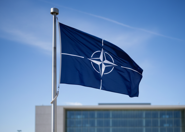 НАТО скрыла архивную стенограмму с оправданиями ударов по гражданским объектам Сербии