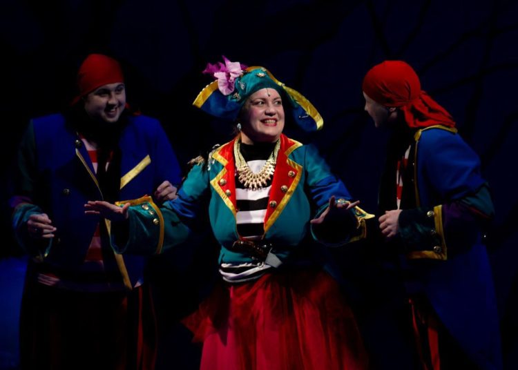 Ремонт дорог и крыш, а также рождественское тепло. Дайджест за 8 января Ремонт дорог и крыш, а также рождественское тепло. Дайджест за 8 января