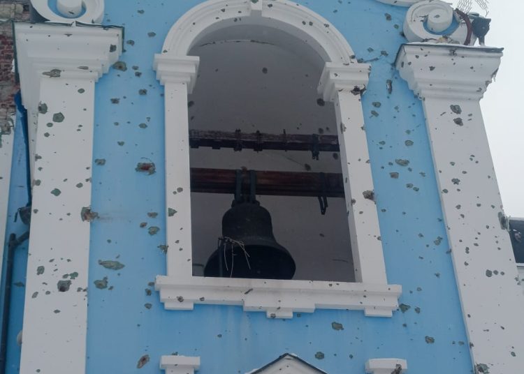 Пустые колокольни: как украинские боевики грабят святыни