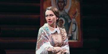 «От принцессы до оторвы»: Елена Чиканчи. 20 лет в театре «От принцессы до оторвы»: Елена Чиканчи. 20 лет в театре