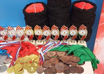 Кибер-амбиции Донецка, тепло из Петербурга и «золотой» резерв Республики. Дайджест 1 февраля