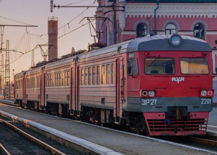 Власти ДНР собираются объединить электричками четыре исторических региона Власти ДНР собираются объединить электричками четыре исторических региона