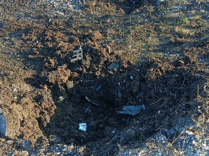 Ночная атака БПЛА: в ЛНР повреждены школа и жилые дома