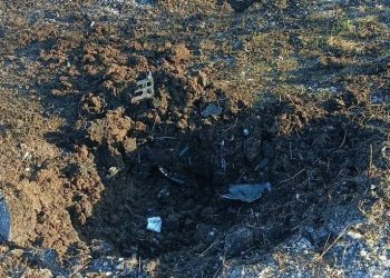 Ночная атака БПЛА: в ЛНР повреждены школа и жилые дома Ночная атака БПЛА: в ЛНР повреждены школа и жилые дома