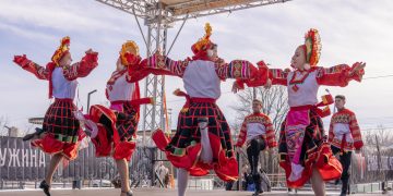 «Народная Дружина» провела масштабные гулянья на Масленицу в Донецке «Народная Дружина» провела масштабные гулянья на Масленицу в Донецке