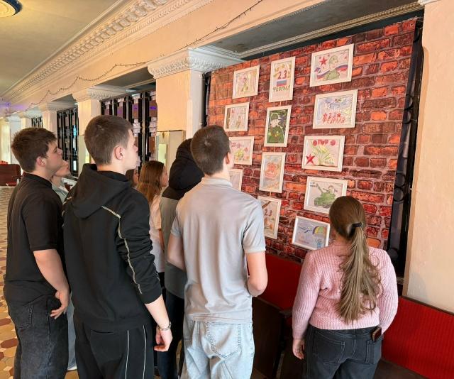 The Hatters едут в Донецк, шумная Масленица и 16 литров крови для спасения жизней. Дайджест за 21 февраля