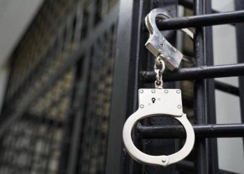 Перед судом предстанет луганчанин, едва не зарезавший двух женщин после освобождения из колонии