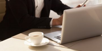 Твое право: Как переоформить инвалидность родственника, чтобы сохранить право на пенсию и найти эвакуированных близких