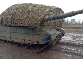 Воины «Центра» прорываются в Гришино и Новопавловку, уничтожая склады и технику киевских нацистов