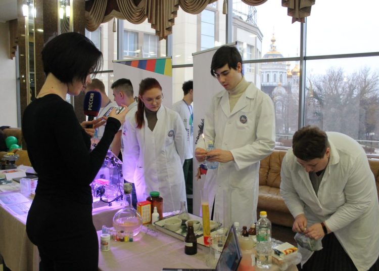 Чемпионат профессий в ДНР: 700 юных специалистов поборются за звание лучших. Дайджест новостей за 20 февраля