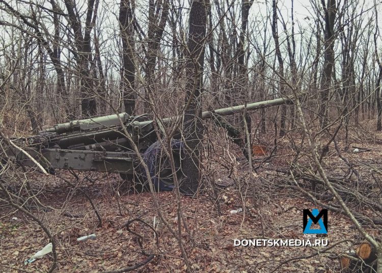 Бойцы ГВ "Центр" обнаружили склад НАТОвских боеприпасов в районе Гришино Бойцы ГВ «Центр» обнаружили склад НАТОвских боеприпасов в районе Гришино