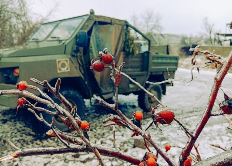 Воины «Центра» уничтожили американскую РЛС и до 400 киевских нацистов в боях за Гришино и Новопавловку