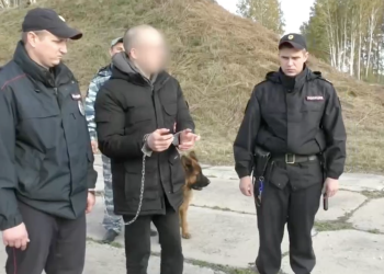 Суд вынес приговор подросткам, организовавшим теракт на аэродроме «Омск-Северный» Суд вынес приговор подросткам, организовавшим теракт на аэродроме «Омск-Северный»