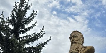 Возрождение ДК «Металлургов» в Мариуполе, фестиваль материнства в Донецке и врачебный десант из регионов-шефов. Дайджест за 1 марта