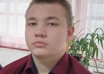 В Донецке объявили в розыск 16-летнего Вадим Шапаренко на синей «семерке» В Донецке объявили в розыск 16-летнего Вадим Шапаренко на синей «семерке»