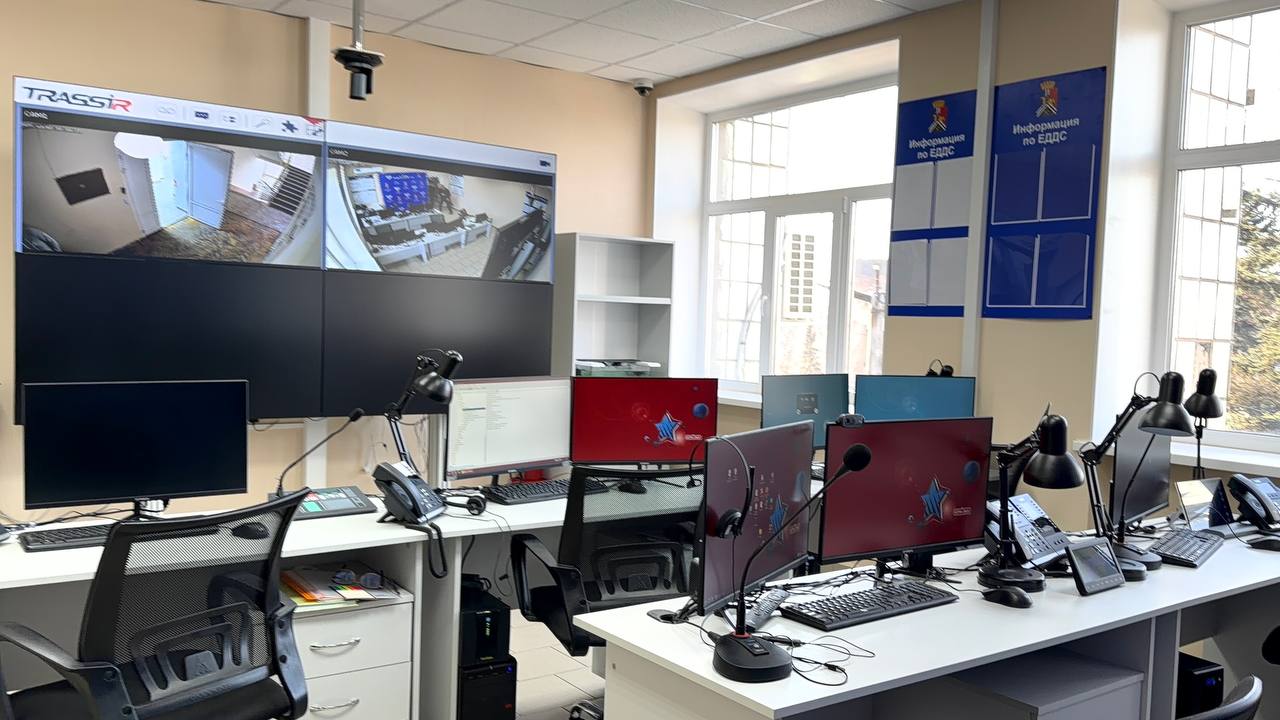 Шоу Братьев Сафроновых в Донецке, реставрация ДонНАСА и важный день в истории Старобешево. Дайджест за 2 марта