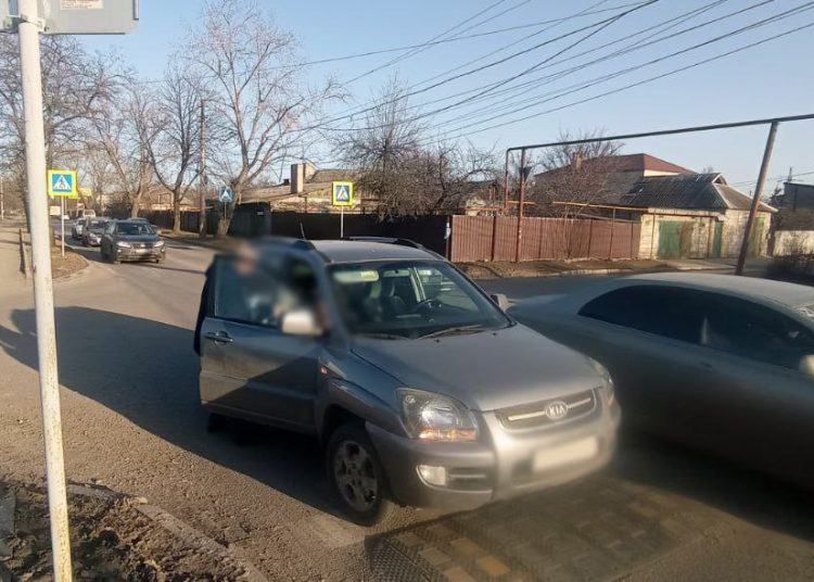 69-летний водитель сбил школьницу в Калининском районе Донецка